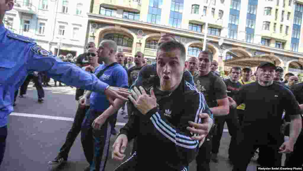 (&copy; Влад Содель)