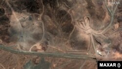 ورودی تأسیسات غنی‌سازی فردو پس از بمباران هوایی، سه‌شنبه ۳ تیر ۱۴۰۴