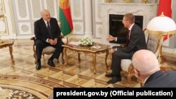 Эдгарс Рынкевічс і Аляксандар Лукашэнка ў Менску, 29 ліпеня 2019