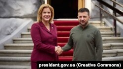 Володимир Зеленський і Евіка Сіліня під час зустрічі у вересні 2024 року