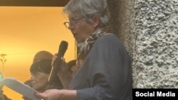 پرستو فروهر، روز شنبه، اول آذرماه