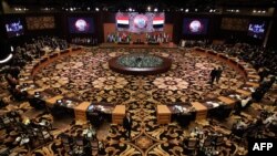 تصمیم به برگزاری اجلاسی مشترک با اتحادیه اروپا در نشست اخیر سران عرب در اردن مورد توافق قرار گرفته بود.