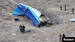 На месцы падзеньня азэрбайджанскага самалёта ў Казахстане. Архіўнае фота