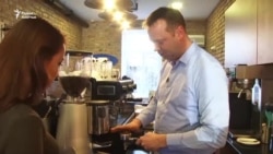 Новозеландец Брэд создает кыргызский кофе-бренд