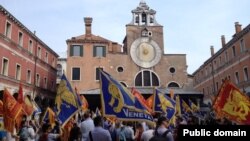 Венециядә бәйсезлек референдумы таләп итүчеләр