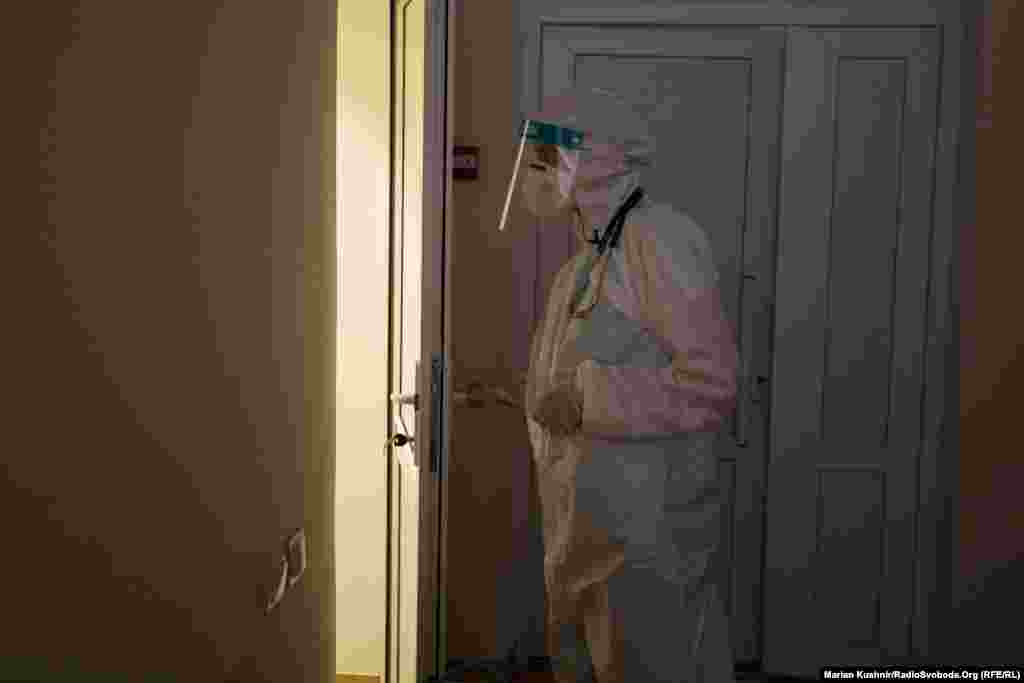 Як запевняють медики, лікування повністю безкоштовне, адже клініка має контракт із Національною службою здоров&rsquo;я України