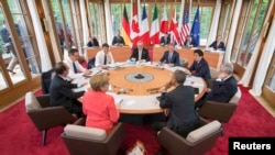 "Чоң жетилик" лидерлеринин жыйыны. 8-июнь, 2015-жыл. 