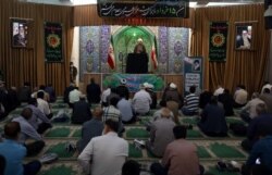 Социальное дистанцирование на молитве