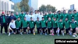 Türkmenistanyň milli futbol ýygyndysy. (2016-njy ýylda düşürilen surat)