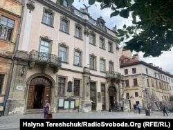 У цьому палаці ухвалили рішення про Акт відвнолення Української Держави