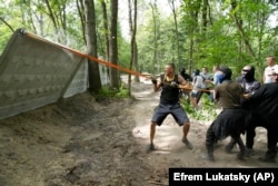 Знесення паркану в Пущі-Водиці, червень 2021 року