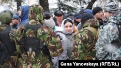 Норма о "цензе оседлости" вызвала эмоциональную дискуссию в обществе во время прошлогодних выборов президента