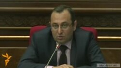 Արծվիկ Մինասյանը կոչ է անում չփոխանցել պարտադիր կուտակայինի վճարները