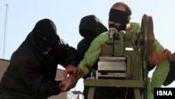 سازمان‌های حقوق بشری بارها به «غیرانسانی بودن» حکم قطع انگشتان و دست و پا به جرم سرقت اعتراض کرده‌اند