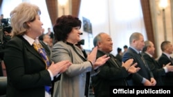 Кыргыз парламенти, 30-ноябрь, 2011-жыл. 