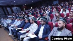 Ходимони дин ҳам дар ҷаласа иштирок намуданд. Акс аз dushanbepolice