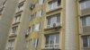 Кондиционеры на фасадах жилых домов. Алматы.