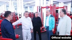 Human Rights Watch (HRW) ташкилотига кўра, Марказий Осиёнинг барча давлатларида ваъда қилинган ислоҳотлар тўхтаб қолди ёки ҳатто орқага қараб кетмоқда.