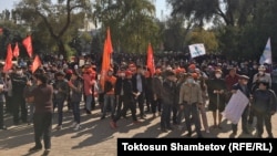 Бишкек. «Ата Мекен» жана «Республика» партияларынын акциясы. Бишкек шаары, 2020-жылдын  5-октябры. 