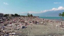 Наслідки цунамі та землетрусу на індонезійському острові – відео з дрону