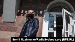 Станом на ранок 28 квітня в України зафіксовано 9410 випадків захворювання на COVID-19