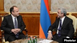 ԱՄՆ-ի պետդեպարտամենտի ներկայացուցիչ Էրիկ Ռուբինը Հայաստանի նախագահի հետ հանդիպմանը, արխիվ