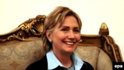 سناتور هیلاری کلینتون کمیته مقدماتی برای نامزدی ریاست جمهوری تشکیل داده است