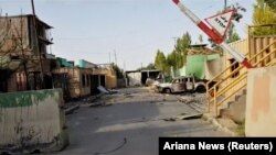 نمایی از یک ایست بازرسی در شهر غزنی