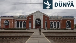 Kramatorsk demirýol menzili diňe bir wokzal däl. Ol duşuşyklar we hoşlaşyklar ýeri.