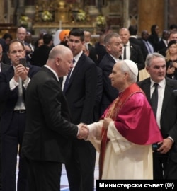 Премиерът Росен Желязков поздравява папа Лъв Четиринадесети