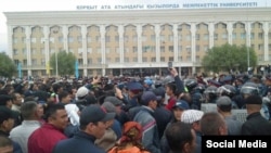 Қызылордада өткен жерді шетелдіктерге беруге қатысты наразылық жиыны. 1 мамыр 2016 жыл.   