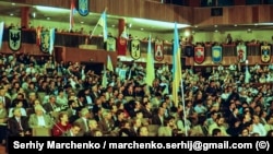 Під час Установчого з’їзду Народного руху України, який проходив у Києві 8–10 вересня 1989 рок
