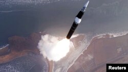 Ракета, якую паказалі СМІ КНДР 6 студзеня 2025