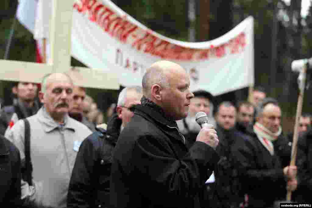 Выступае намесьнік старшыні КХП-БНФ &laquo;Адражэньне&raquo; Юрась Беленькі 