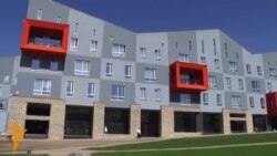 Эндрю Вахтель показывает АУЦА