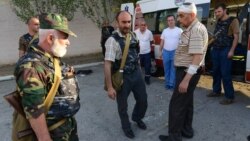 Փոխհրաձգություն ՊՊԾ գնդի տարածքում, կան վիրավորներ, այդ թվում՝ Պավել Մանուկյանը և որդին