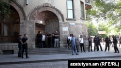 Շիրակի առաջնորդարանը 