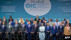 Turkey - The foreign ministers of Organization of Islamic Cooperation (OIC) member states pose for a family photo in Istanbul, on June 21, 2025.