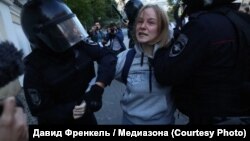 Акції російської опозиції в центрі Москви за допуск незалежних кандидатів до виборів у міську думу тривають вже місяць, за цей час поліція затримала близько трьох тисяч людей