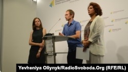 Зліва-направо: Олена Правило, Микола Скиба, Наталія Кривда