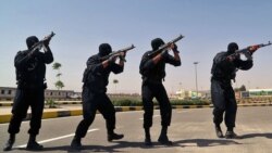 ساعت ششم - آبان با چه سلاح‌هایی، در دستان که خونین شد؟