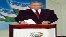"Тузукроқ одамни президент этиб сайлаш керак. Бунисининг қўлидан ҳеч нарса келмаяпти", дейди 60 ёшли Адҳам ака.
