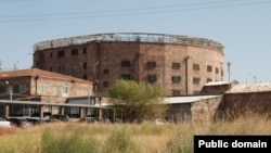 Тюрьма "Нубарашен"