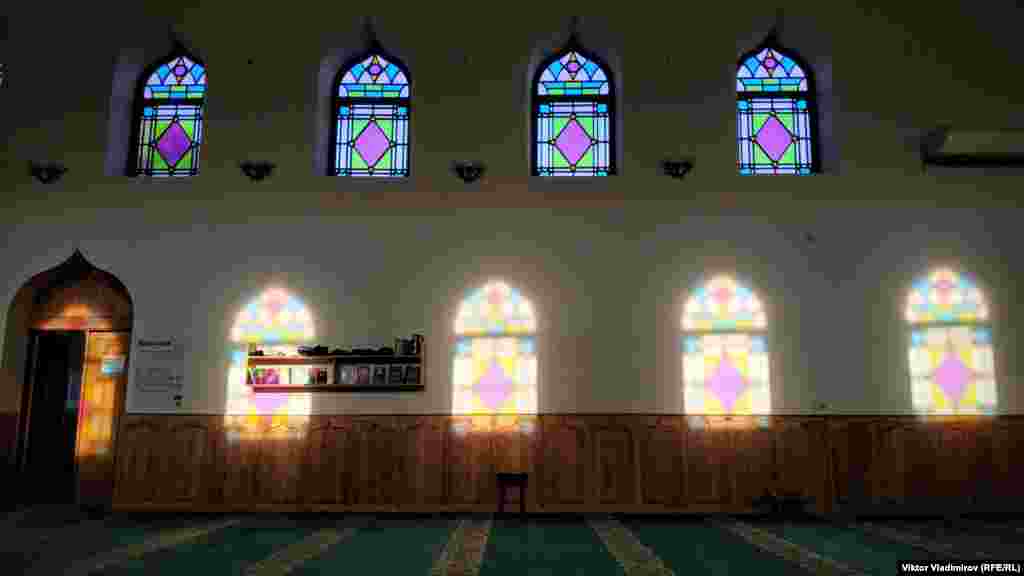 Yaşlar mında nikâh qıymaq içün kele