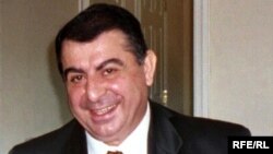 کامران دادخواه استاد اقتصاد دانشگاه «نورث ايسترن» بوستون