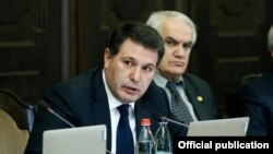 Арам Арутюнян в бытность министром охраны природы (архив) 