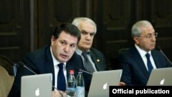 Armenia - Environment Protection Minister Aram Harutiunian speaks at a cabinet meeting in Yerevan, 27Feb2014.