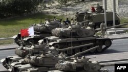 تانک‌های ارتش بحرین در خیابان‌های منامه