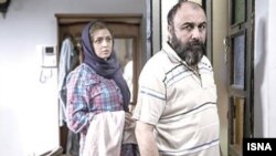 رضا عطاران و ترانه علیدوستی در فیلم «استراحت مطلق»