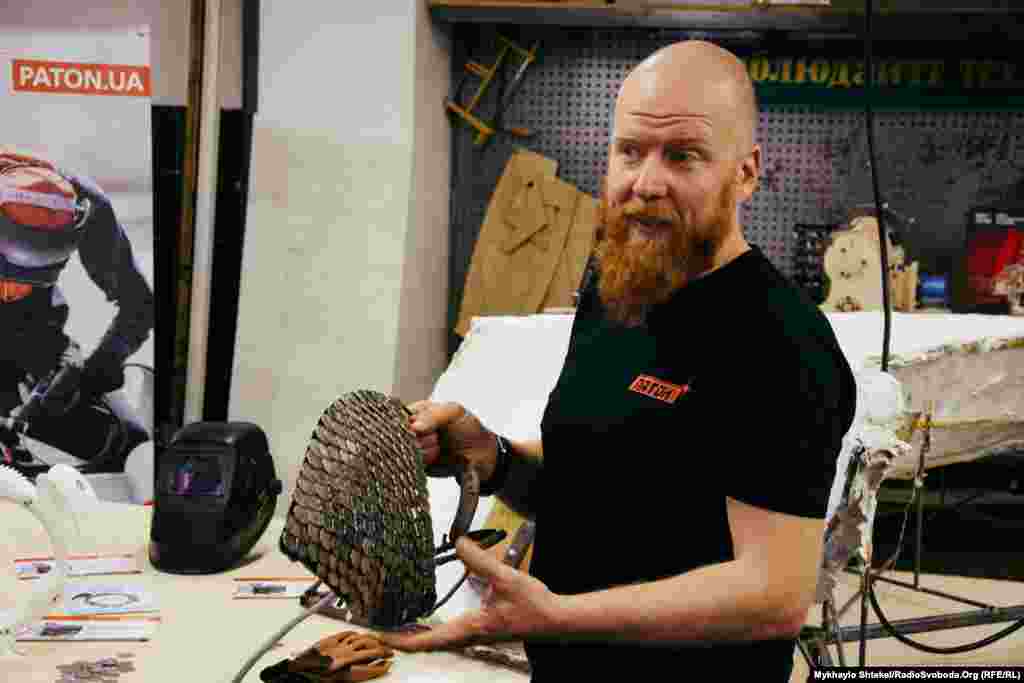 Цей фрагмент Максименко обіцяє подарувати майбутньому спонсору &ndash; гроші на виробництво досі збирають